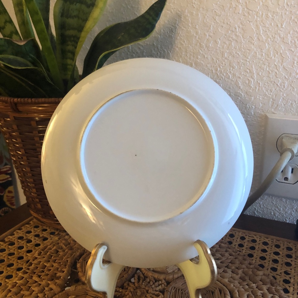 Vintage Mother Porcelain Plate w/Roses and Gold Trim - Picture 9 of 10